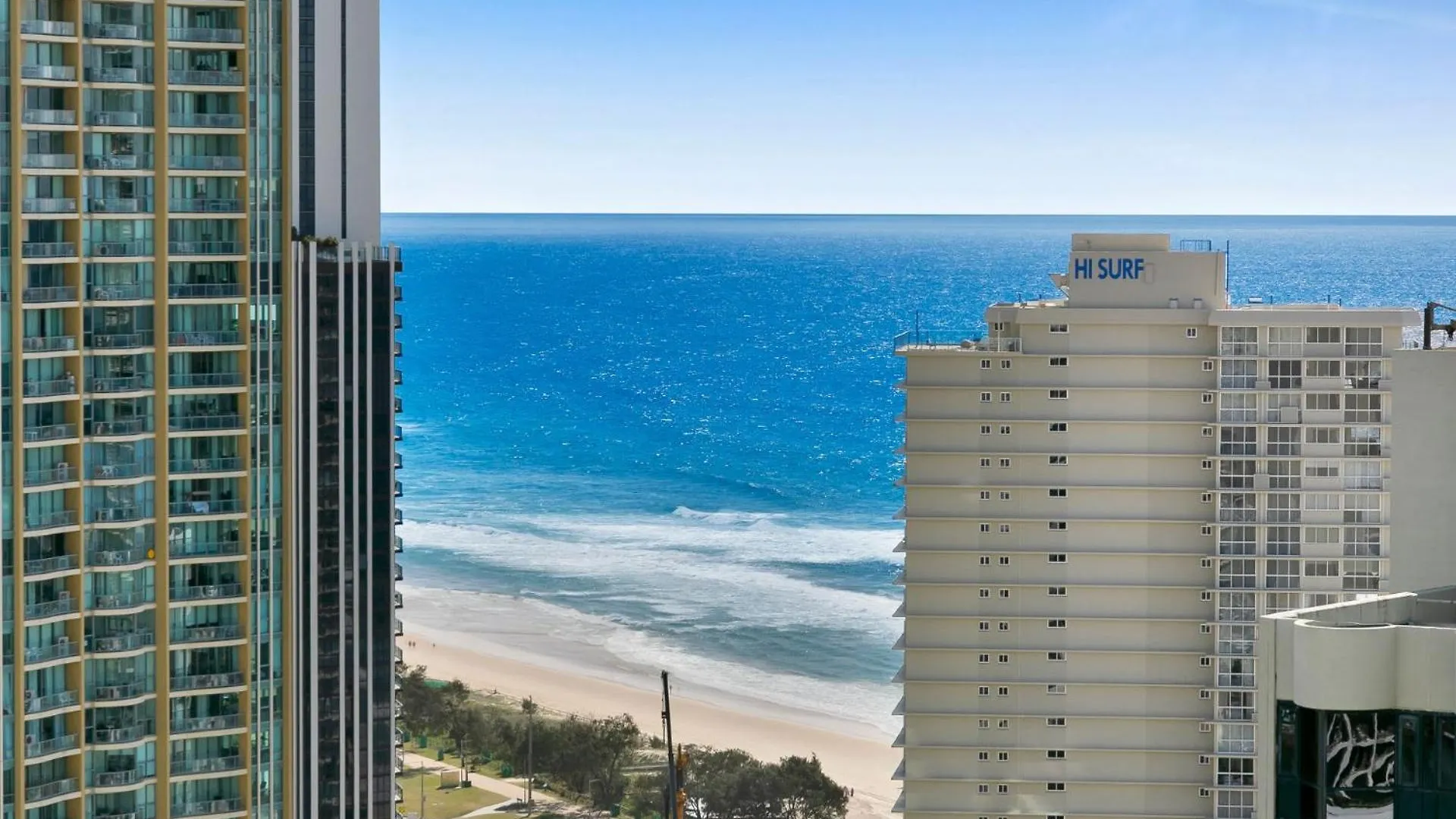 Crown Towers Deluxe 3 Bedroom Apartment - Coasthm Gold Coast Australia
