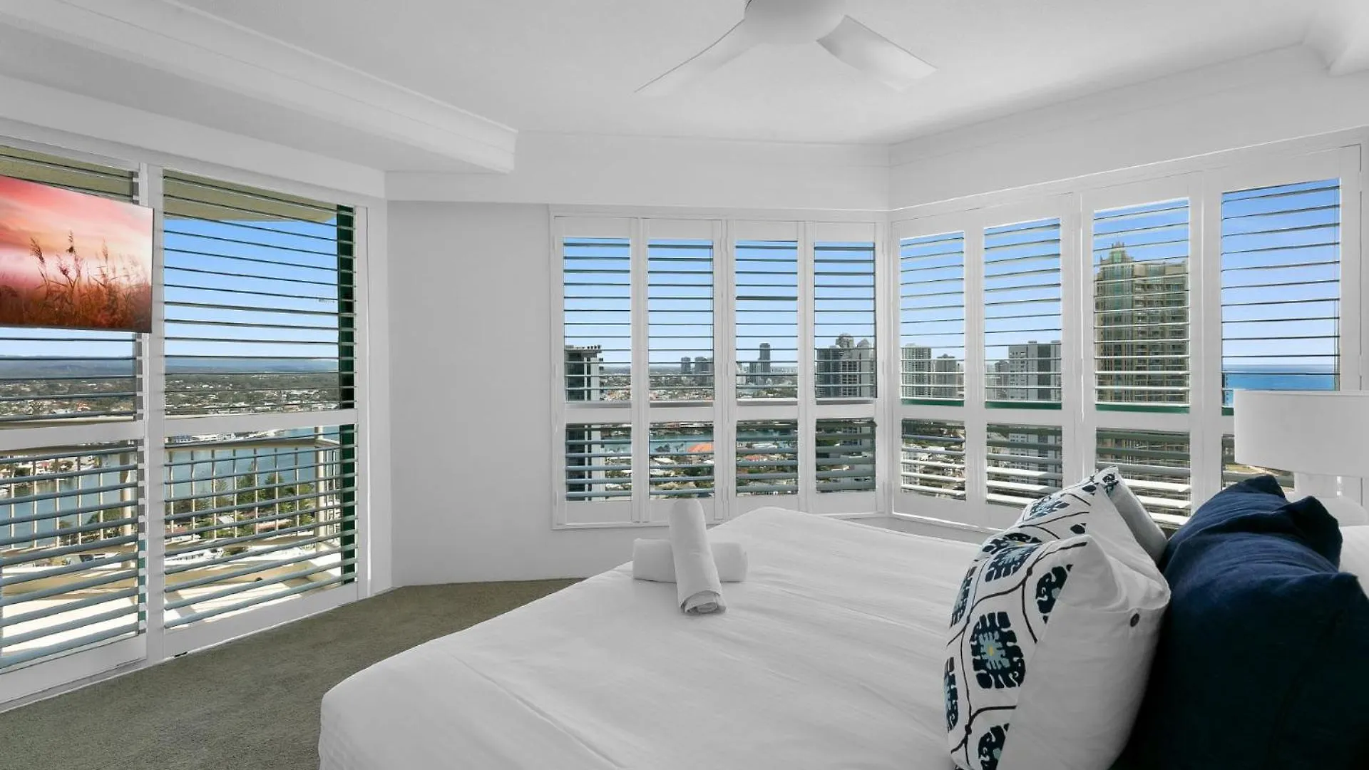 Crown Towers Deluxe 3 Bedroom Apartment - Coasthm Gold Coast 0*,  Australia