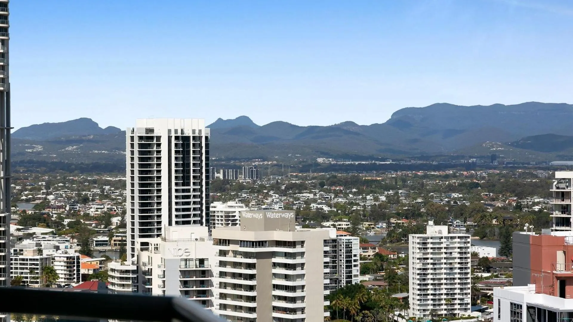 Crown Towers Deluxe 3 Bedroom Apartment - Coasthm Gold Coast