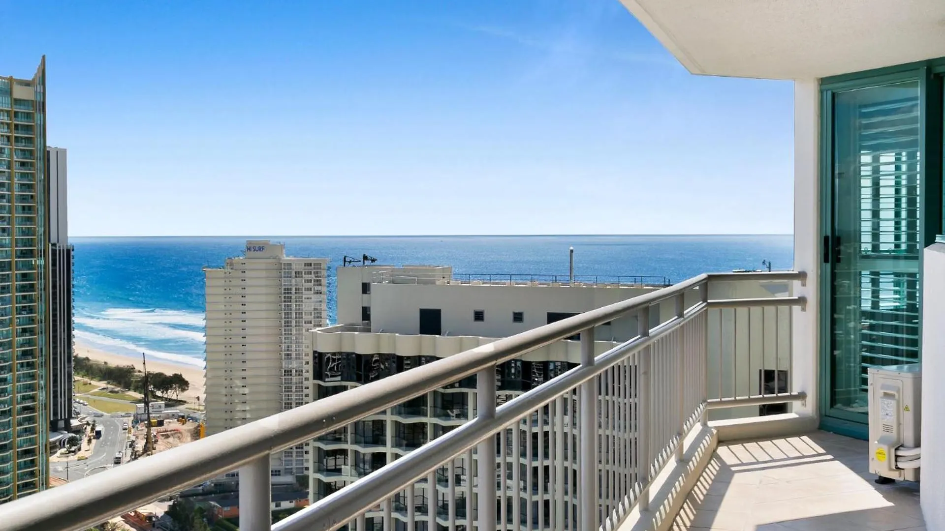 Crown Towers Deluxe 3 Bedroom Apartment - Coasthm Gold Coast