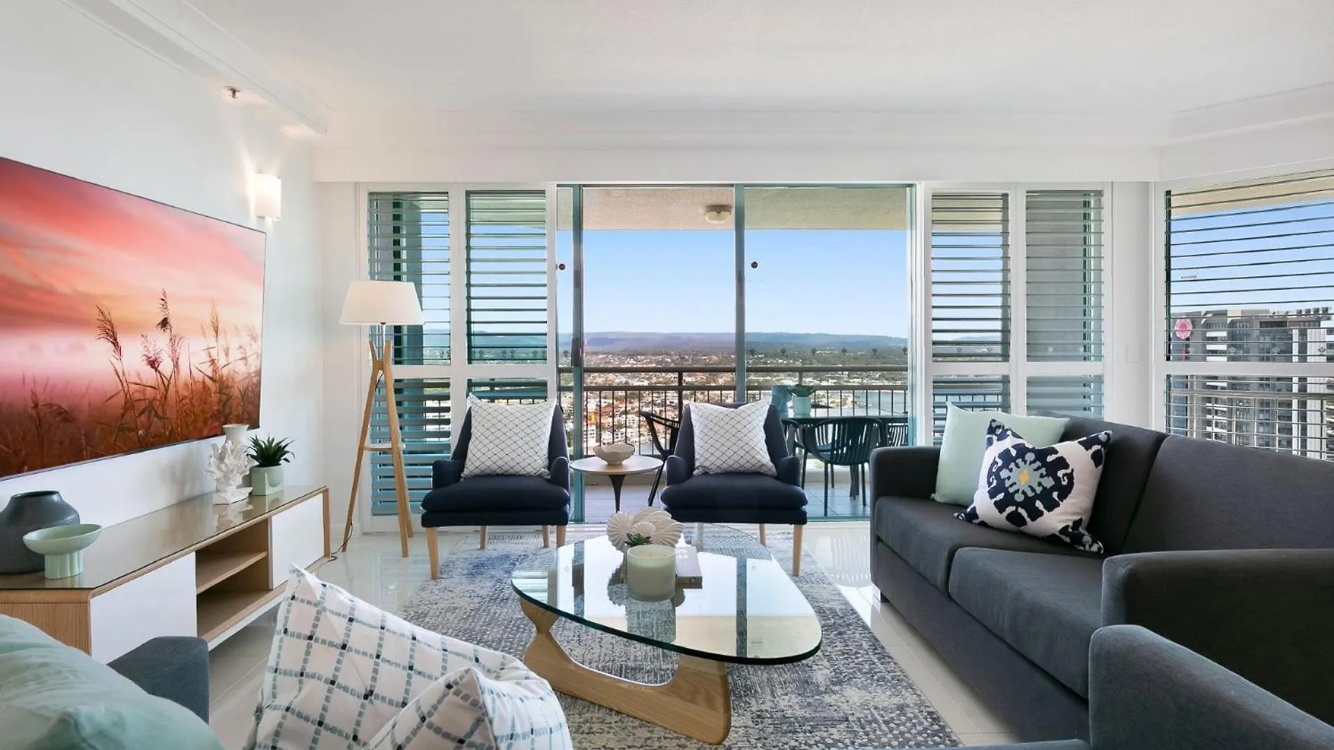 Crown Towers Deluxe 3 Bedroom Apartment - Coasthm Gold Coast