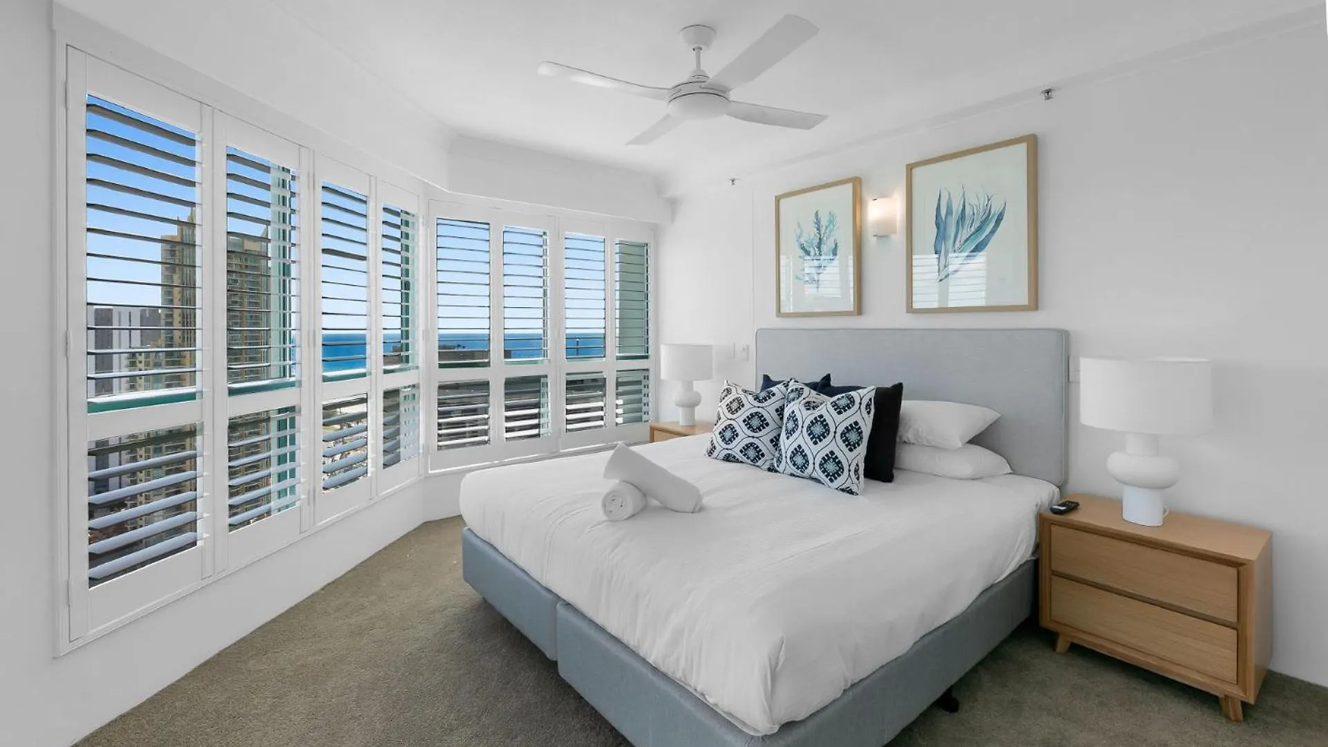 Crown Towers Deluxe 3 Bedroom Apartment - Coasthm Gold Coast